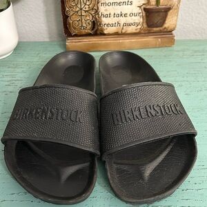 Birkenstock Sandals SZ 6
